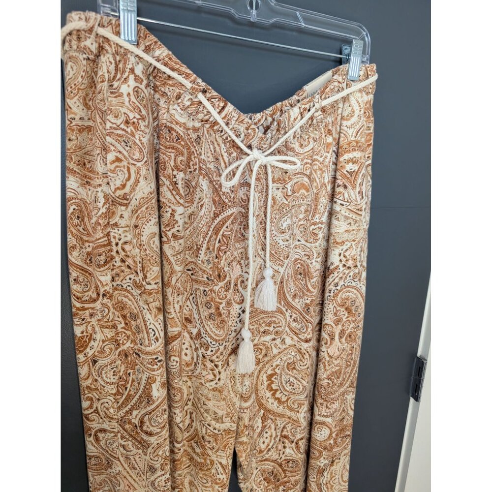 NWT Lane Bryant Printed Woven Straight Ankle Pants in Paisley - 18 - Picture 2 of 9